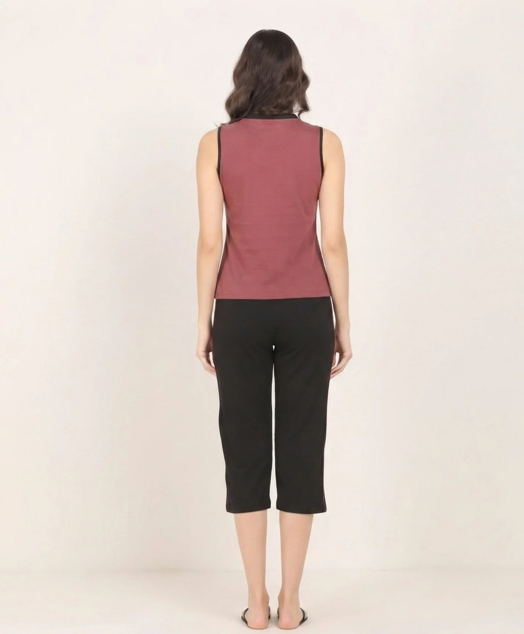 Relaxed Fit Sleeveless Capri Set