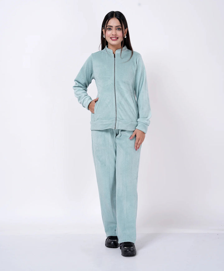 Warm and Comfortable Winter Track Suit