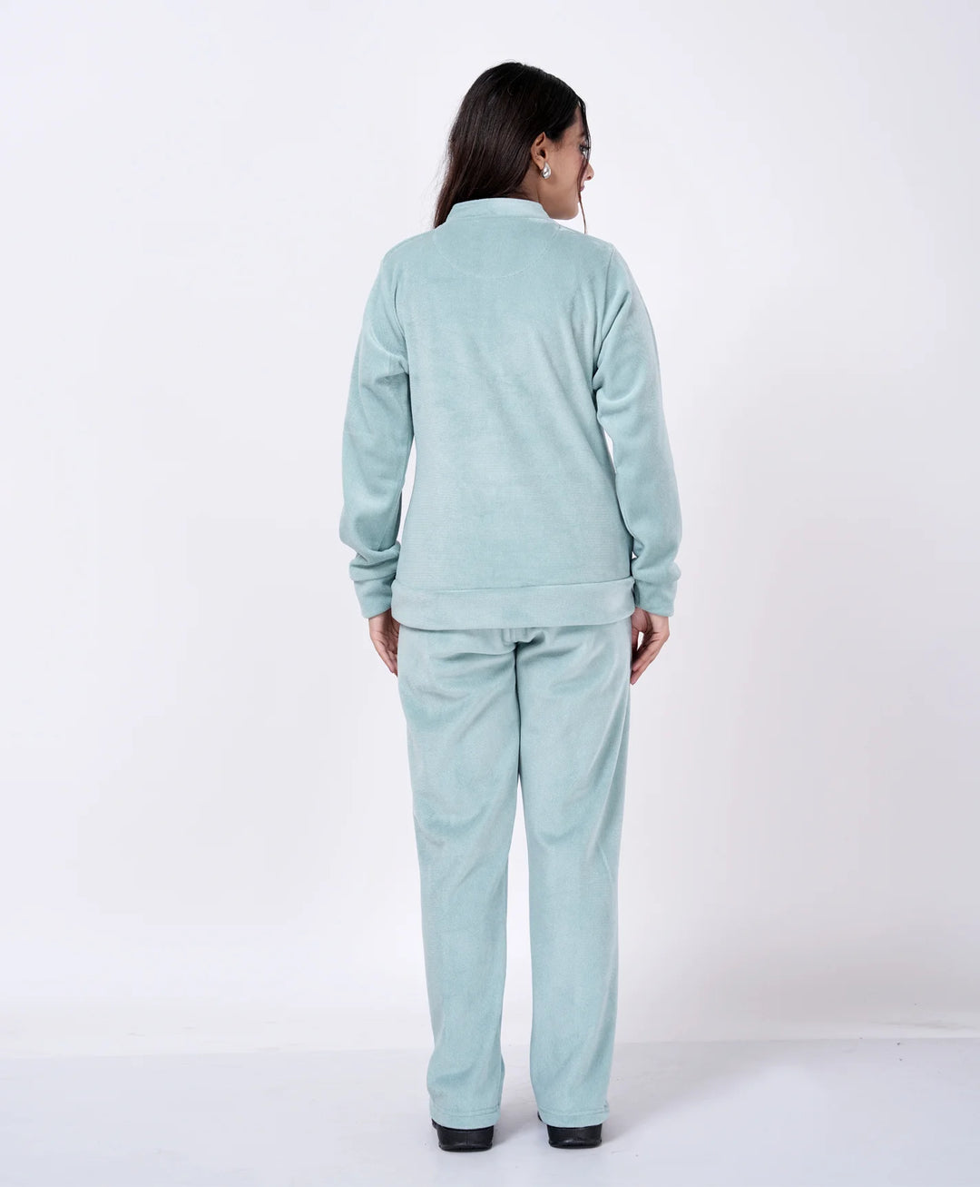 Warm and Comfortable Winter Track Suit