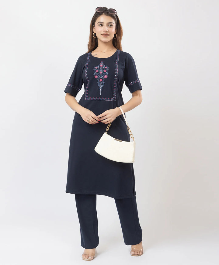Elegant Ethnic Ensemble Embroidered Kurta Set