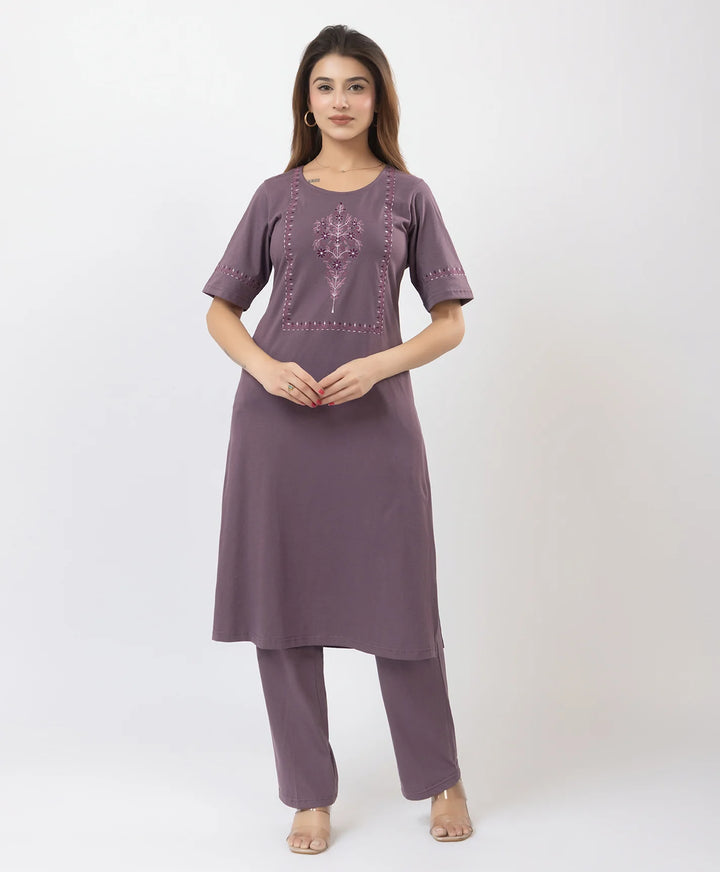 Elegant Ethnic Ensemble Embroidered Kurta Set
