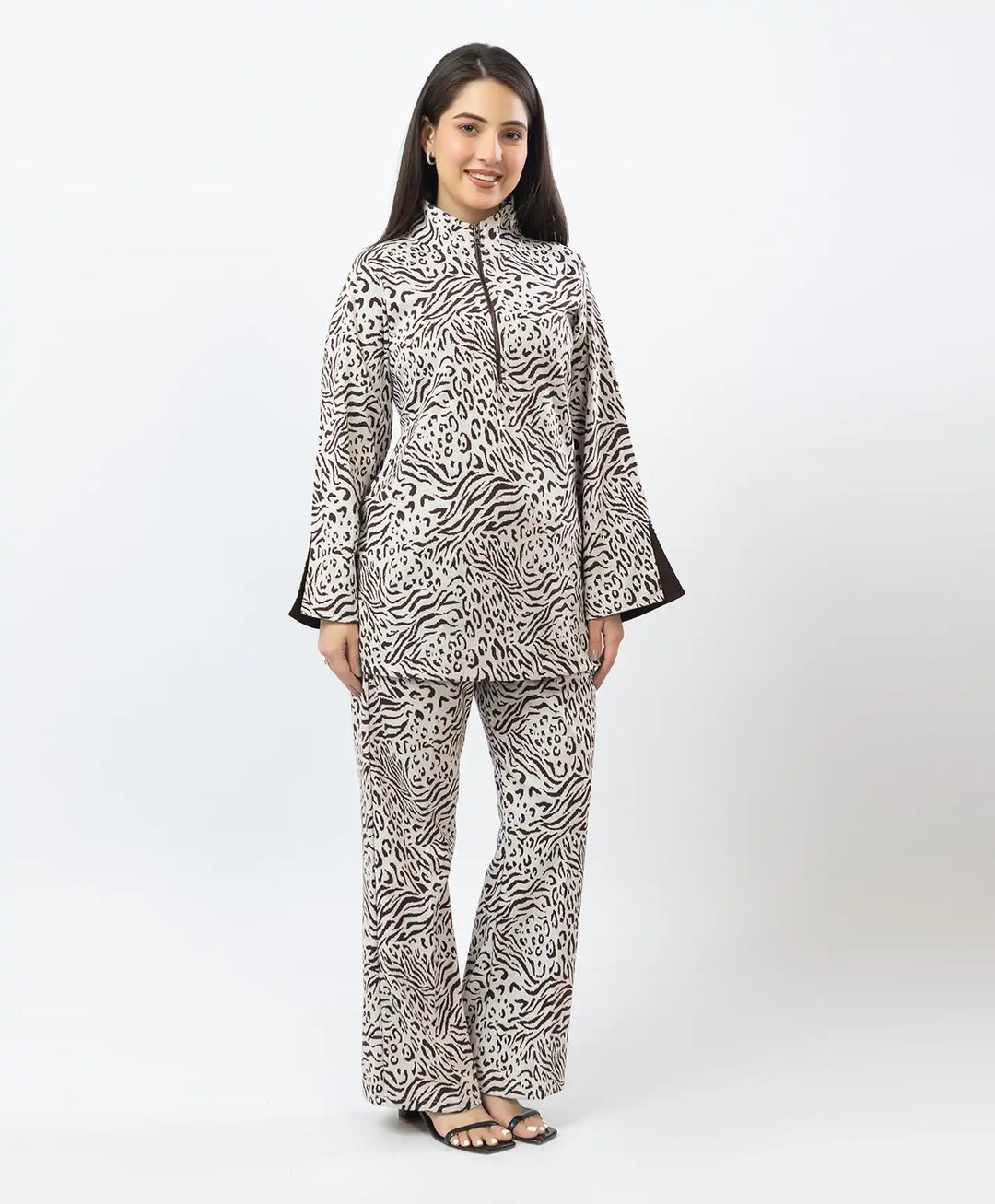 Fashion-Forward Printed Kurta with Stand Collar & Matching Straight Lower.