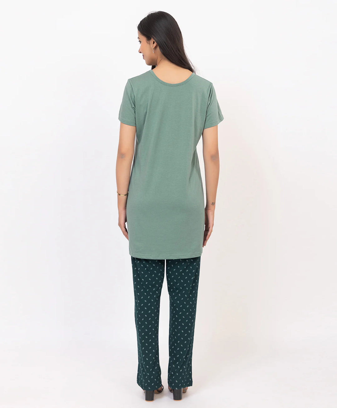 Graphic Print Nightsuit