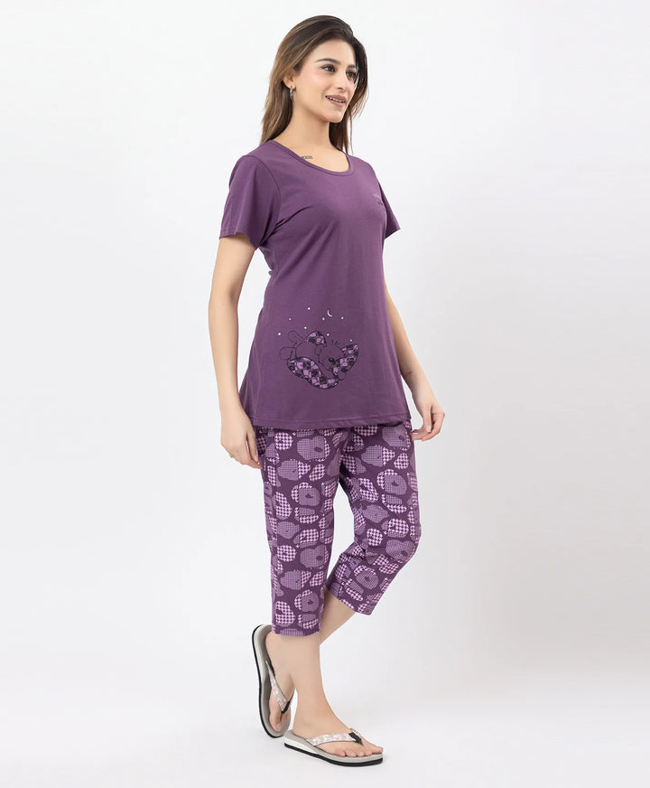 Minimal Charm Capri Lounge Set