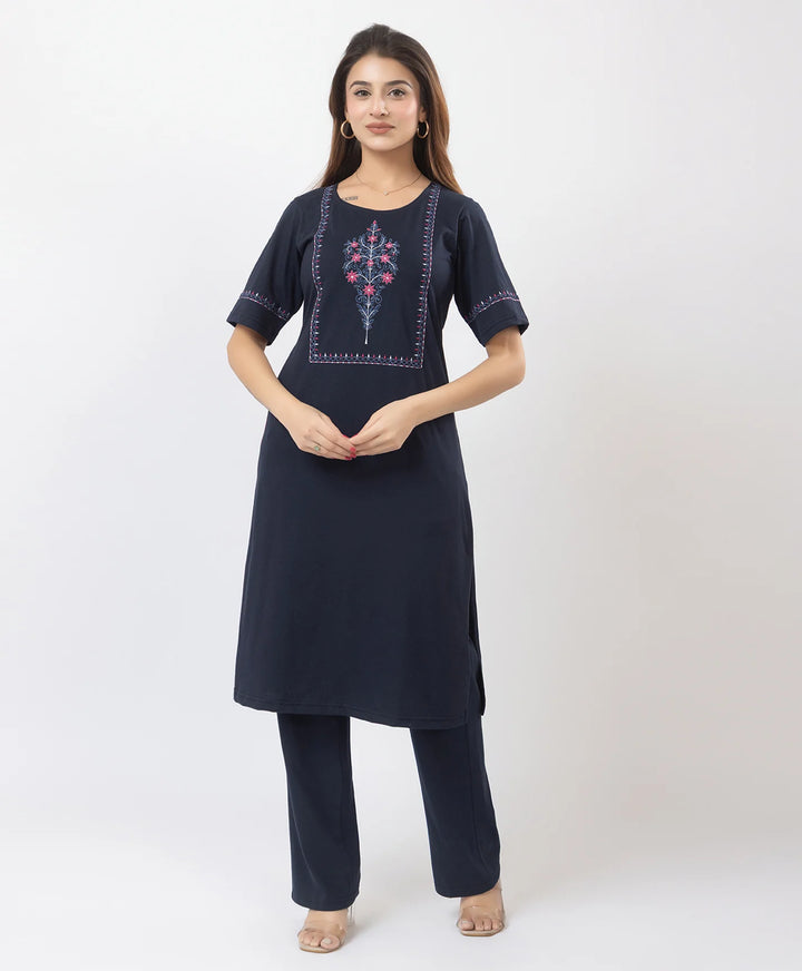 Elegant Ethnic Ensemble Embroidered Kurta Set