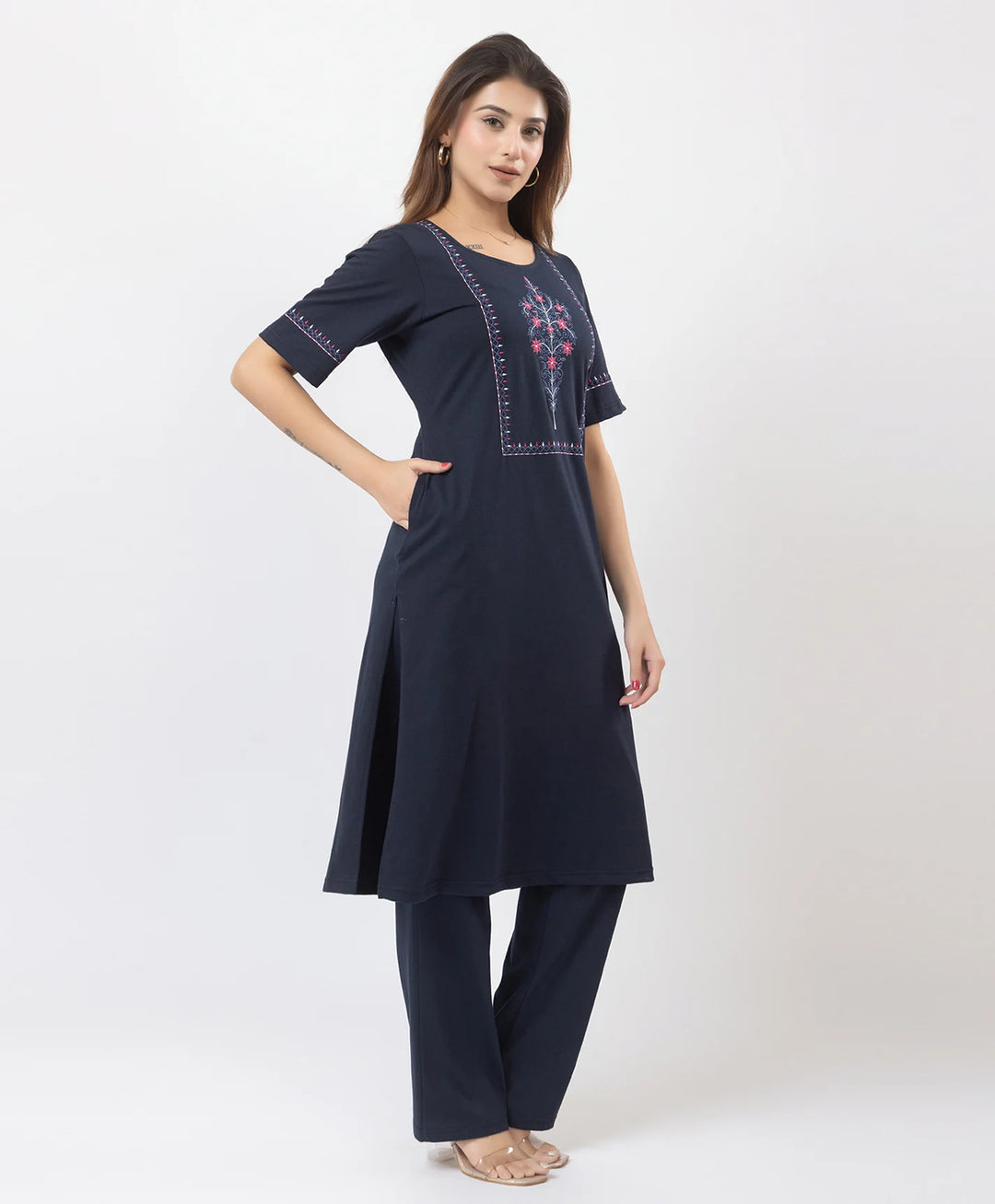 Elegant Ethnic Ensemble Embroidered Kurta Set