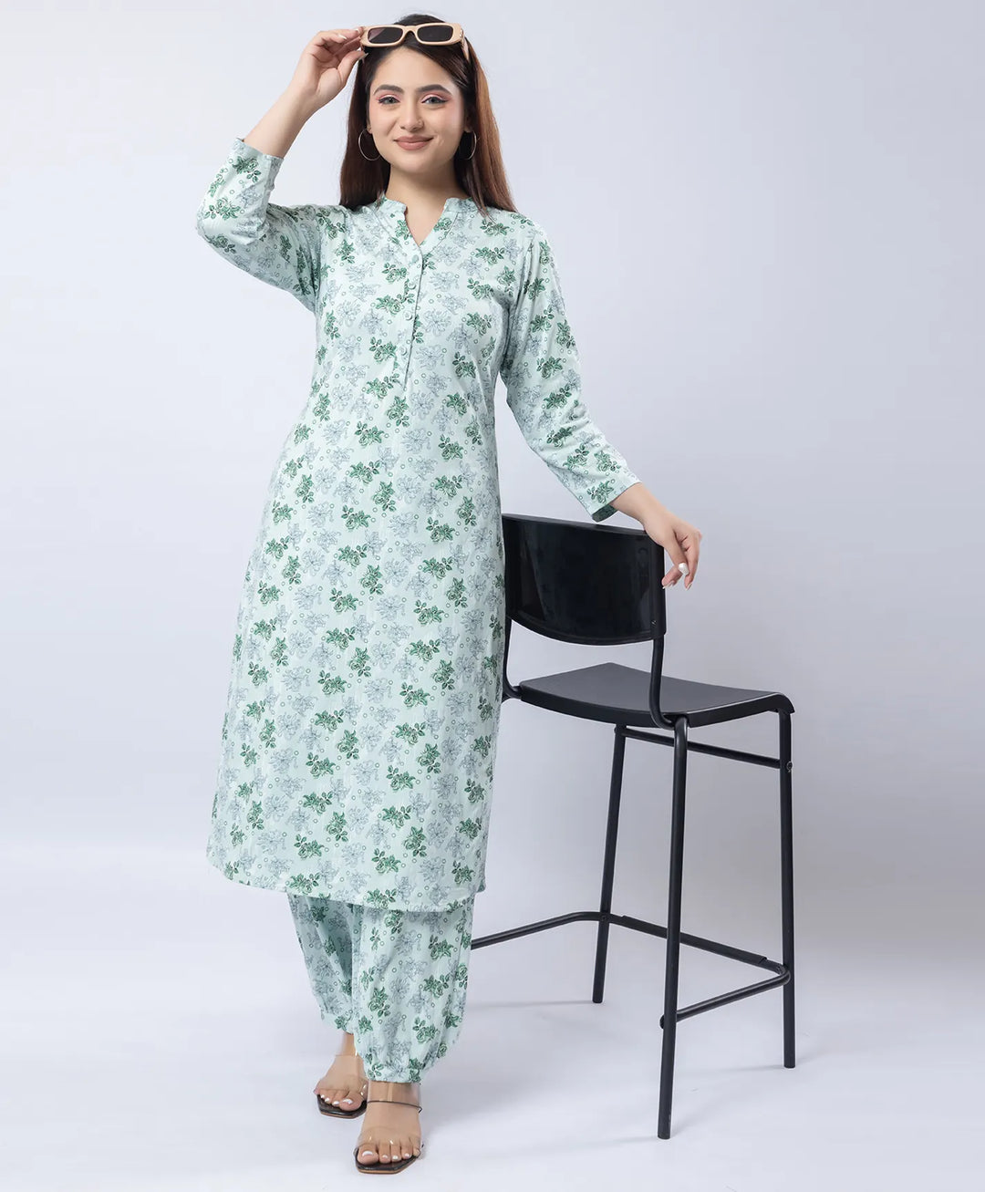 Mandarin Collar Quarter Sleeve Floral Kurti & Narrow Ankle Hem Afghani Suit