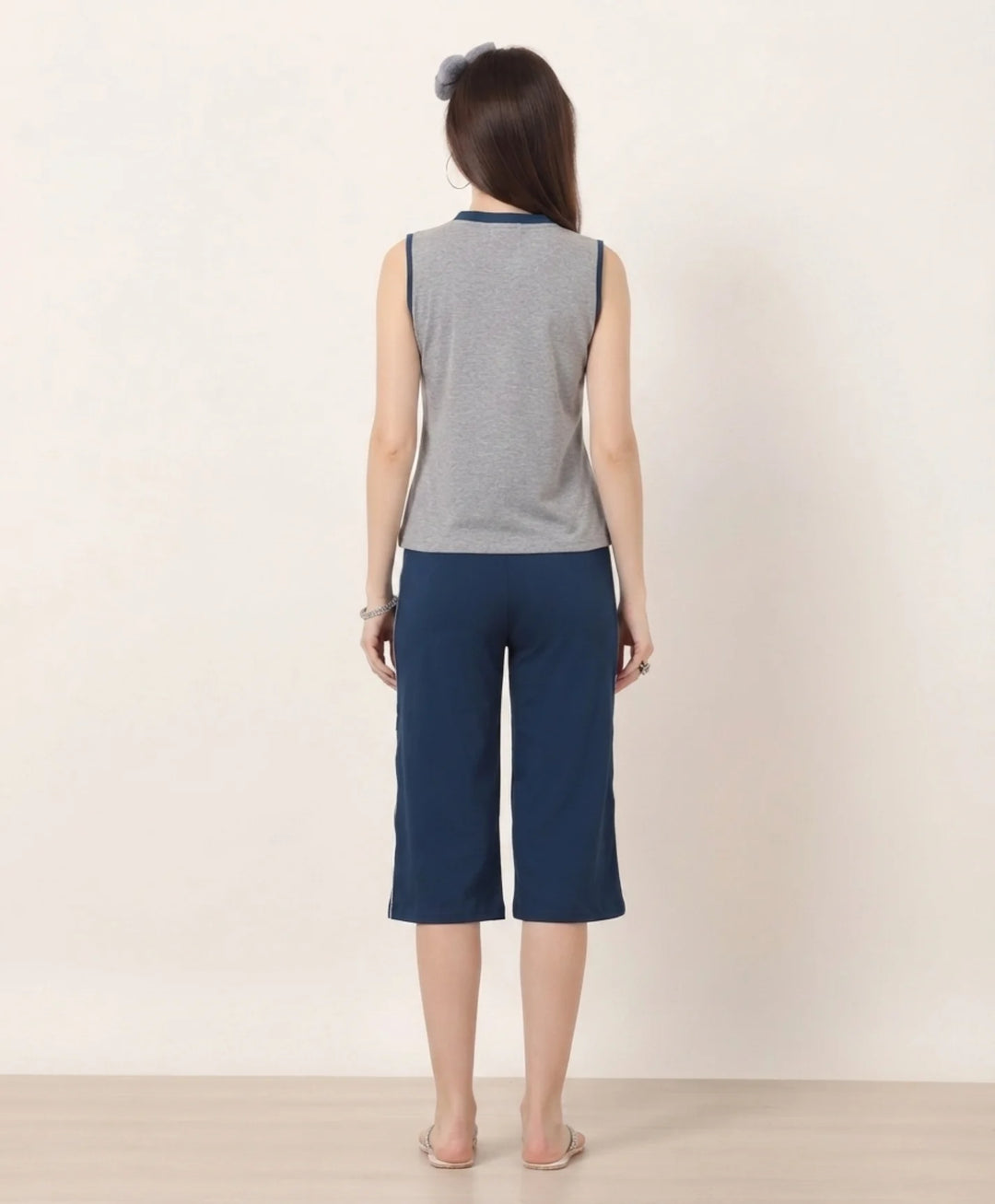 Relaxed Fit Sleeveless Capri Set