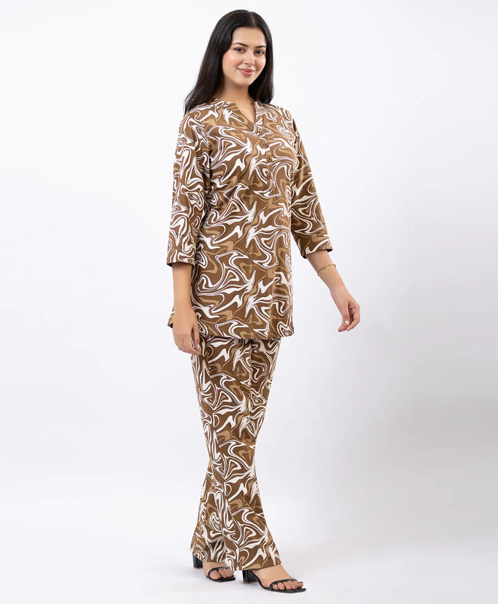Relaxed Fit Printed Notch Neck Kurta & Straight Pants Set