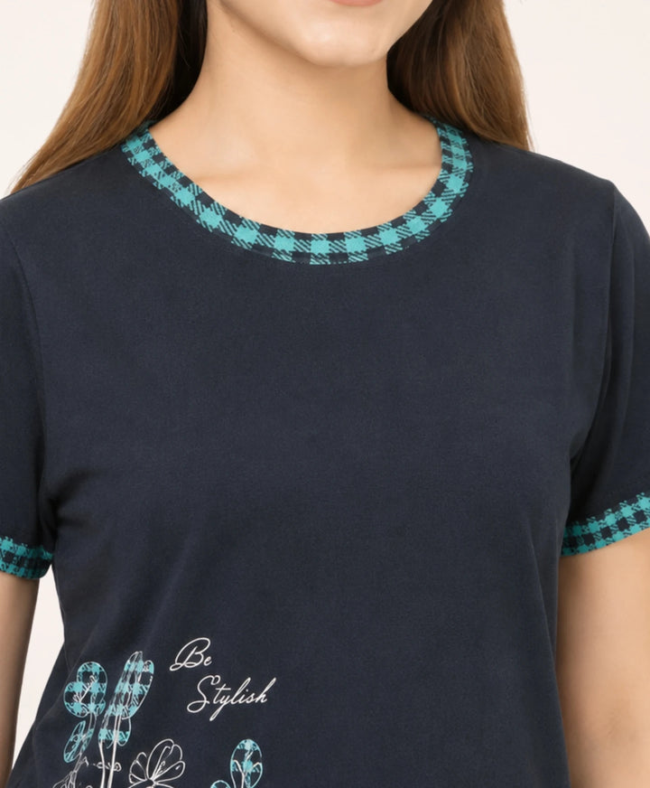 Round Neck Short Sleeve Printed Nightwear Set with Checkered Lowers