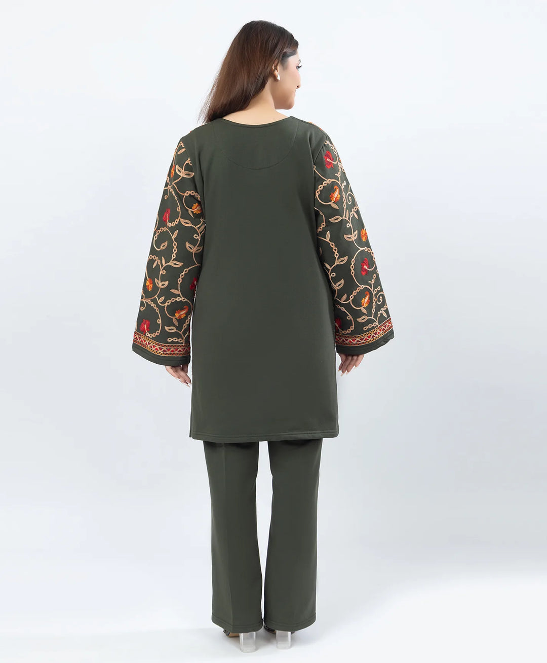 Straight Kurta Set with Kashmiri Embroidery.