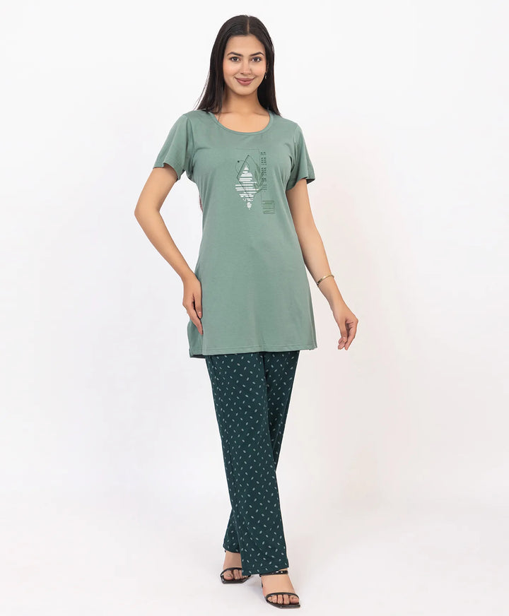 Graphic Print Nightsuit