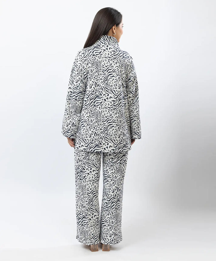 Fashion-Forward Printed Kurta with Stand Collar & Matching Straight Lower.