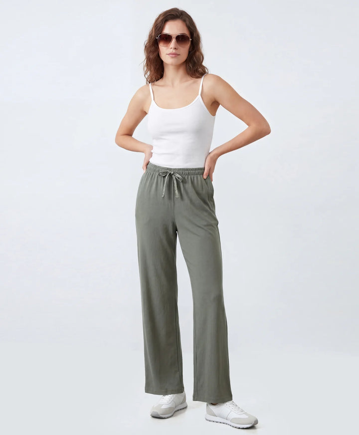 Easy Wear Straight Fit Lower