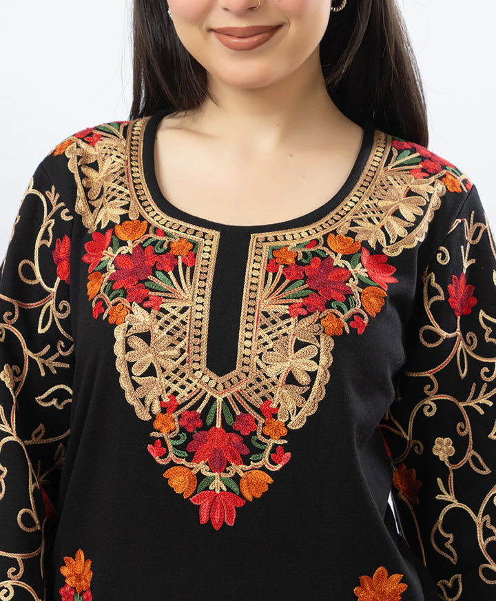 Kashmiri Floral Embroidered Fleece Kurta Set