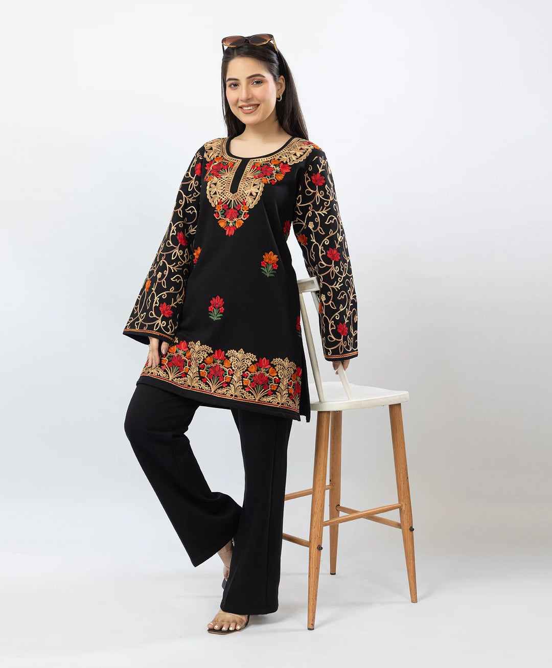 Kashmiri Floral Embroidered Fleece Kurta Set