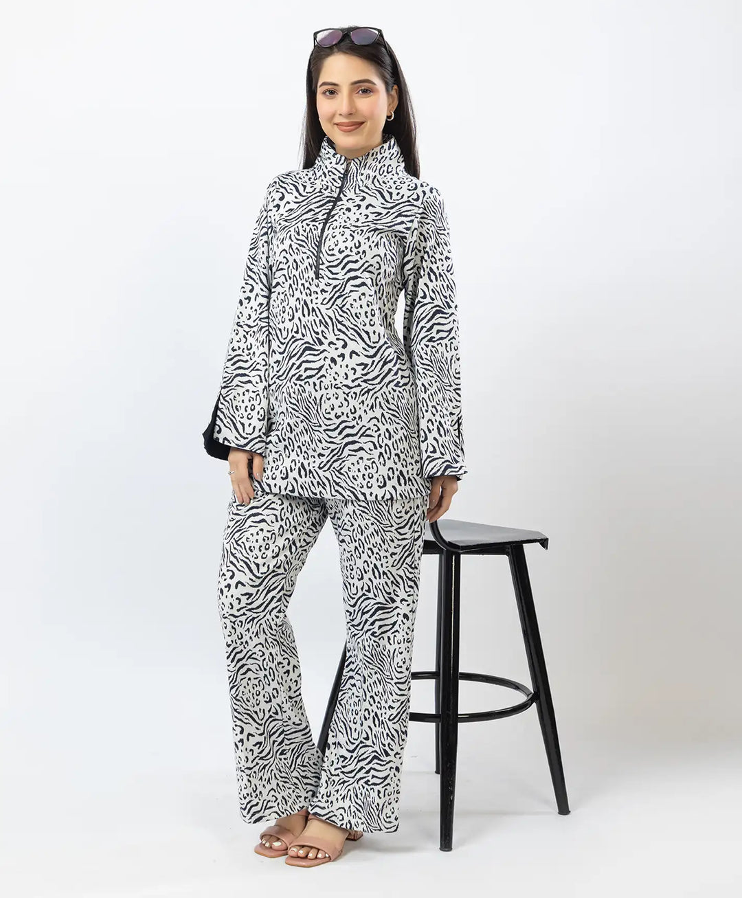 Fashion-Forward Printed Kurta with Stand Collar & Matching Straight Lower.