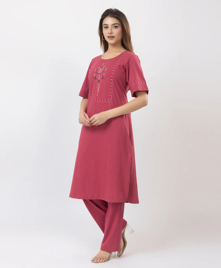 Elegant Ethnic Ensemble Embroidered Kurta Set