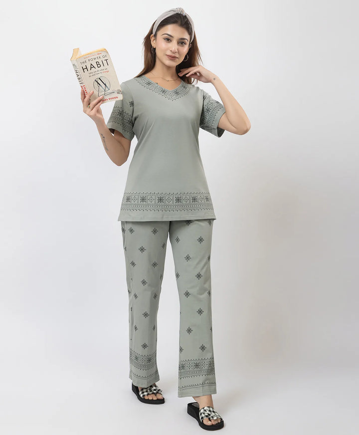 Relaxed Fit Printed Night Suit