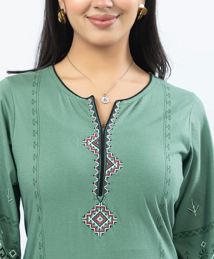 Straight Fit Long Kurta Set with Printed Embroidery Accents