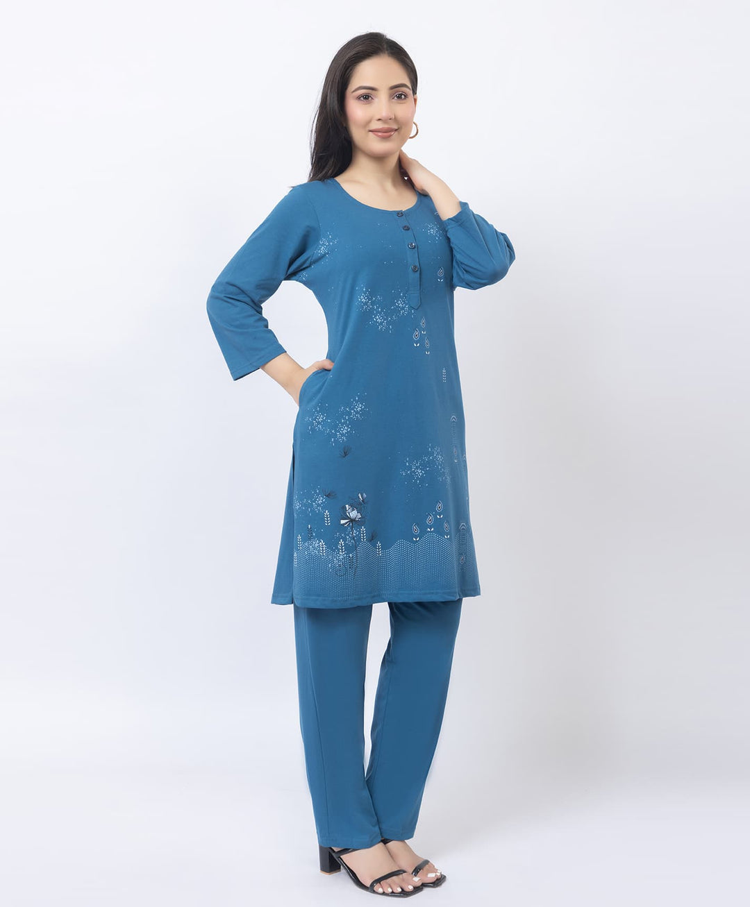 Contemporary Printed Kurta Set with Straight Pants