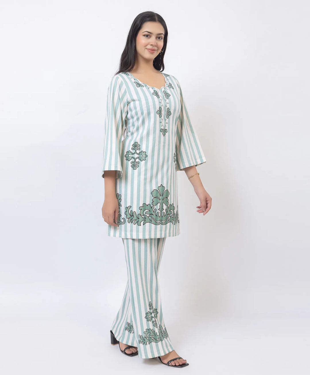 Premium Cutwork Detail Printed Kurta Set