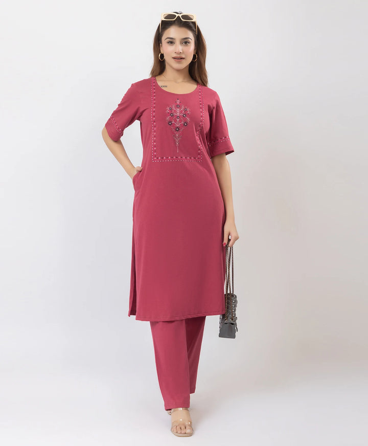 Elegant Ethnic Ensemble Embroidered Kurta Set