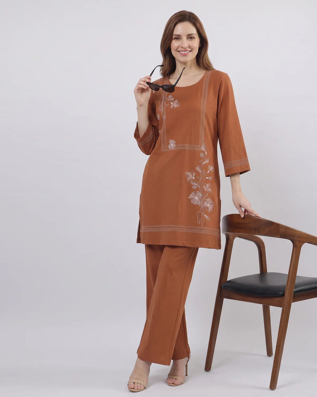 Floral Frame Kurta Set