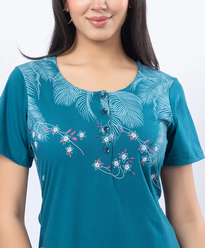 Printed Straight Kurta with Round Neck & Straight Pants Set