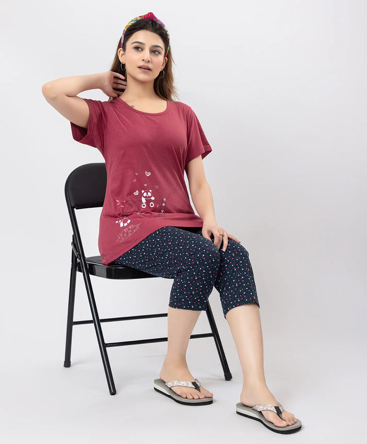 Minimal Charm Capri Lounge Set