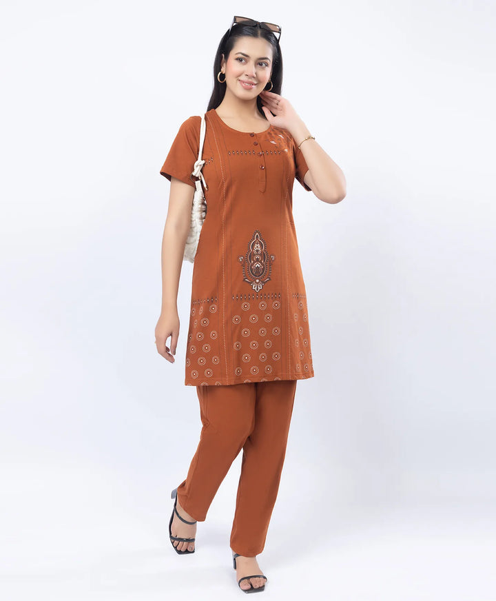 Printed Straight Kurta with Round Neck & Straight Pants Set