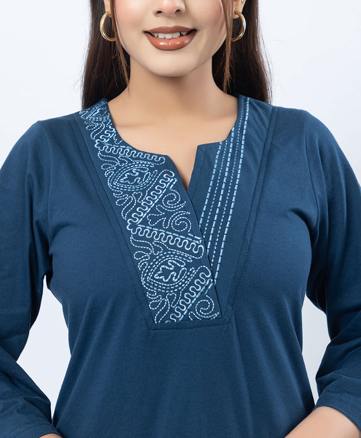 Graceful Premium Embroidered Kurta Set