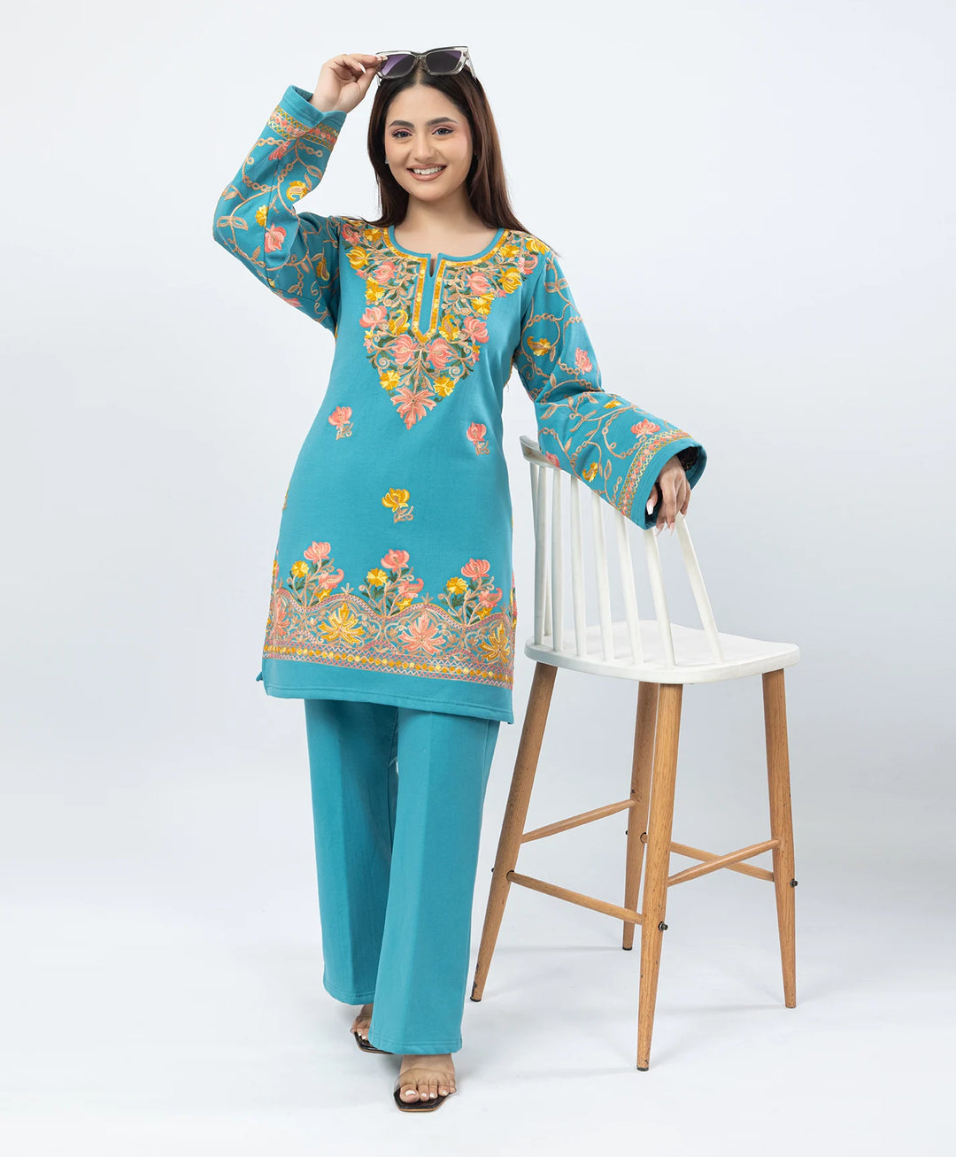 Straight Kurta Set with Kashmiri Embroidery.