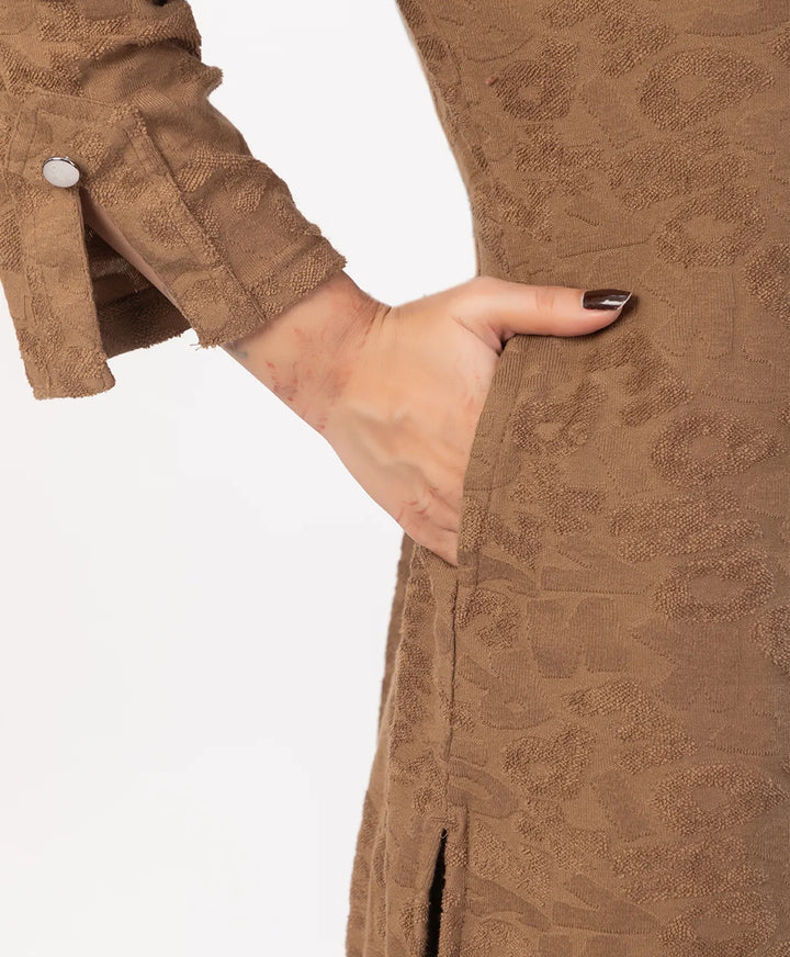 Straight Fit Kurta Set with Buttoned V-Placket & Notched Cuff Sleeves