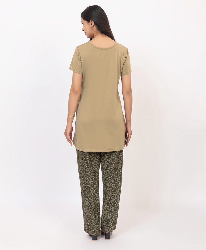 Graphic Print Nightsuit