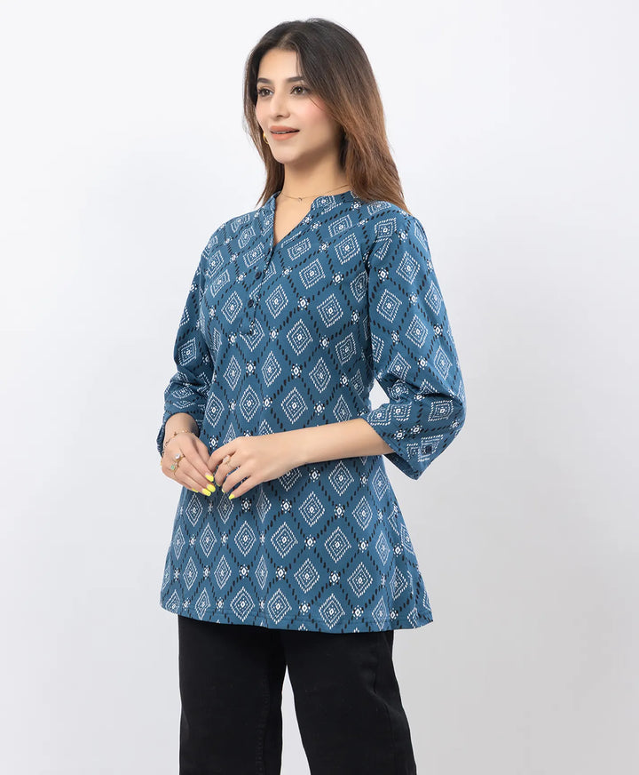 Printed Front-Placket Hip-Length Short Kurti