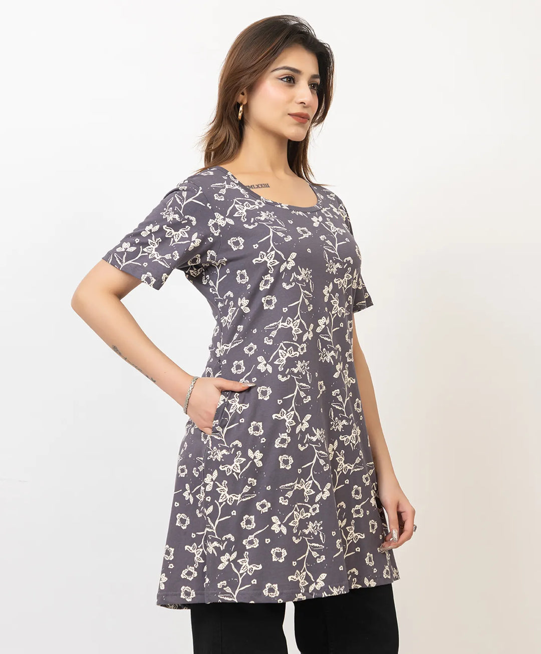 Charming Floral Everyday Long Top