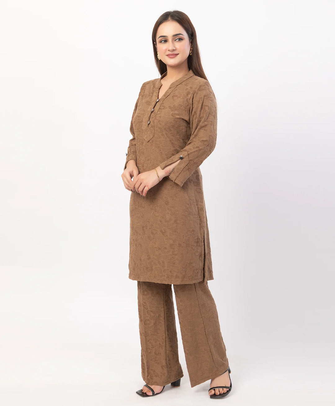 Straight Fit Kurta Set with Buttoned V-Placket & Notched Cuff Sleeves