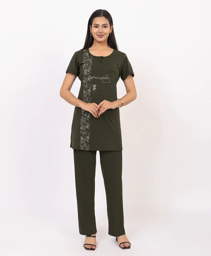 Elegant Mid-Length Night Suit