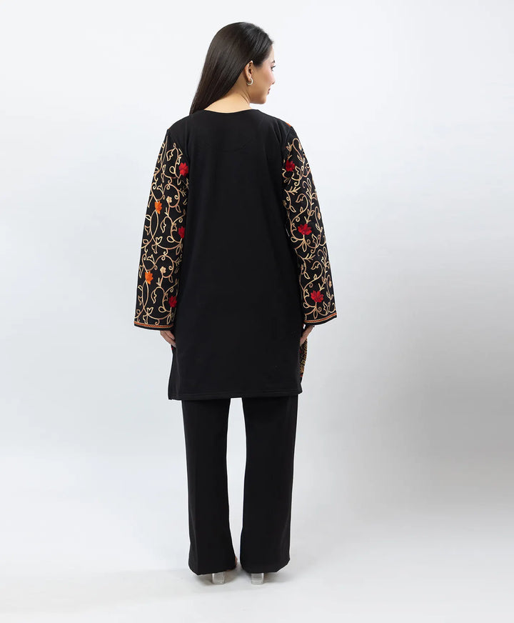 Kashmiri Floral Embroidered Fleece Kurta Set