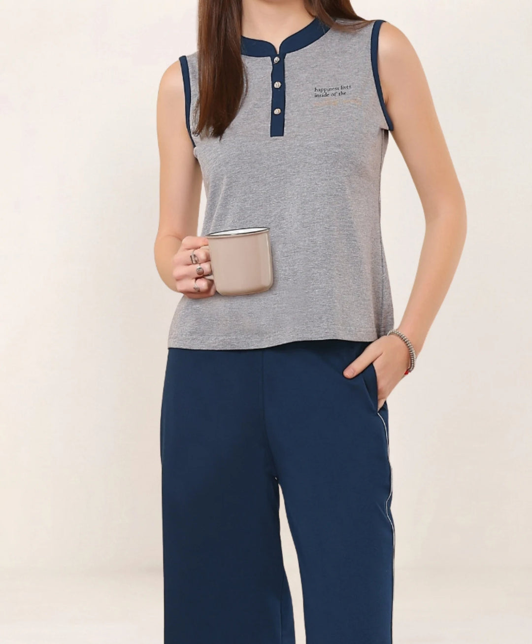 Relaxed Fit Sleeveless Capri Set