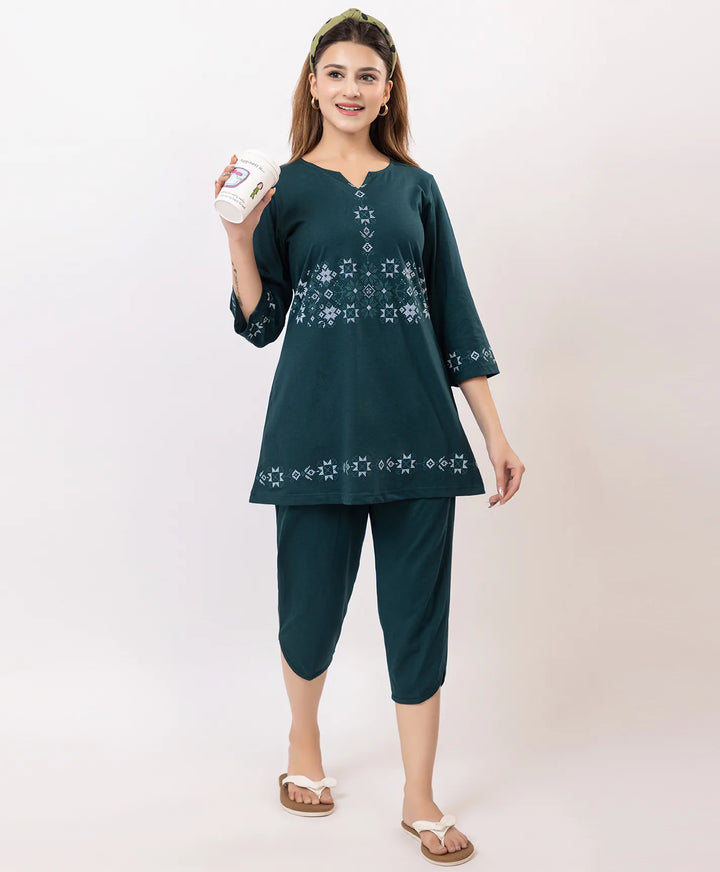 Timeless Comfort Printed Capri Set