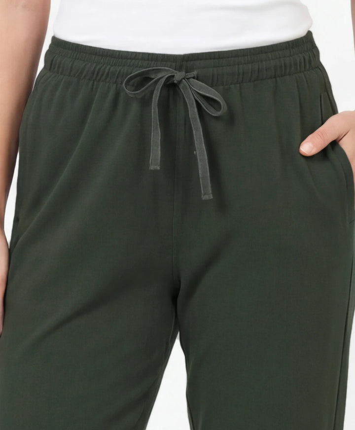 Easy Wear Straight Fit Lower