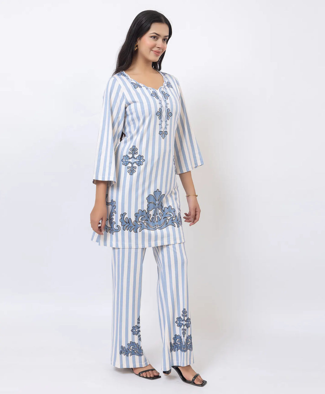Premium Cutwork Detail Printed Kurta Set