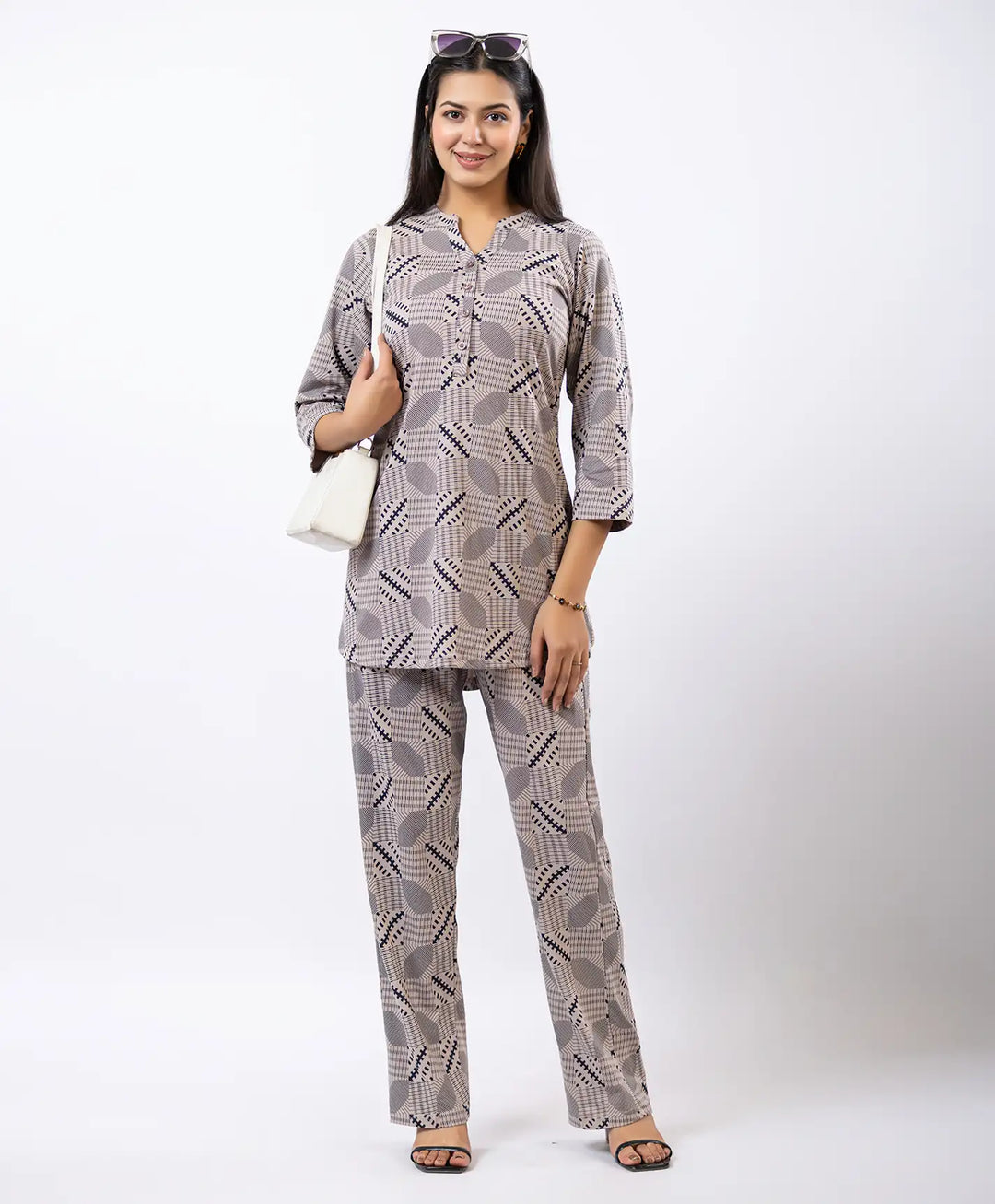 Relaxed Fit Printed Notch Neck Kurta & Straight Pants Set