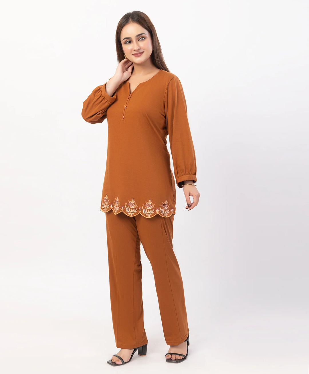 Floral Cut Work Hem Kurta Set with fitted Cuffed Sleeves