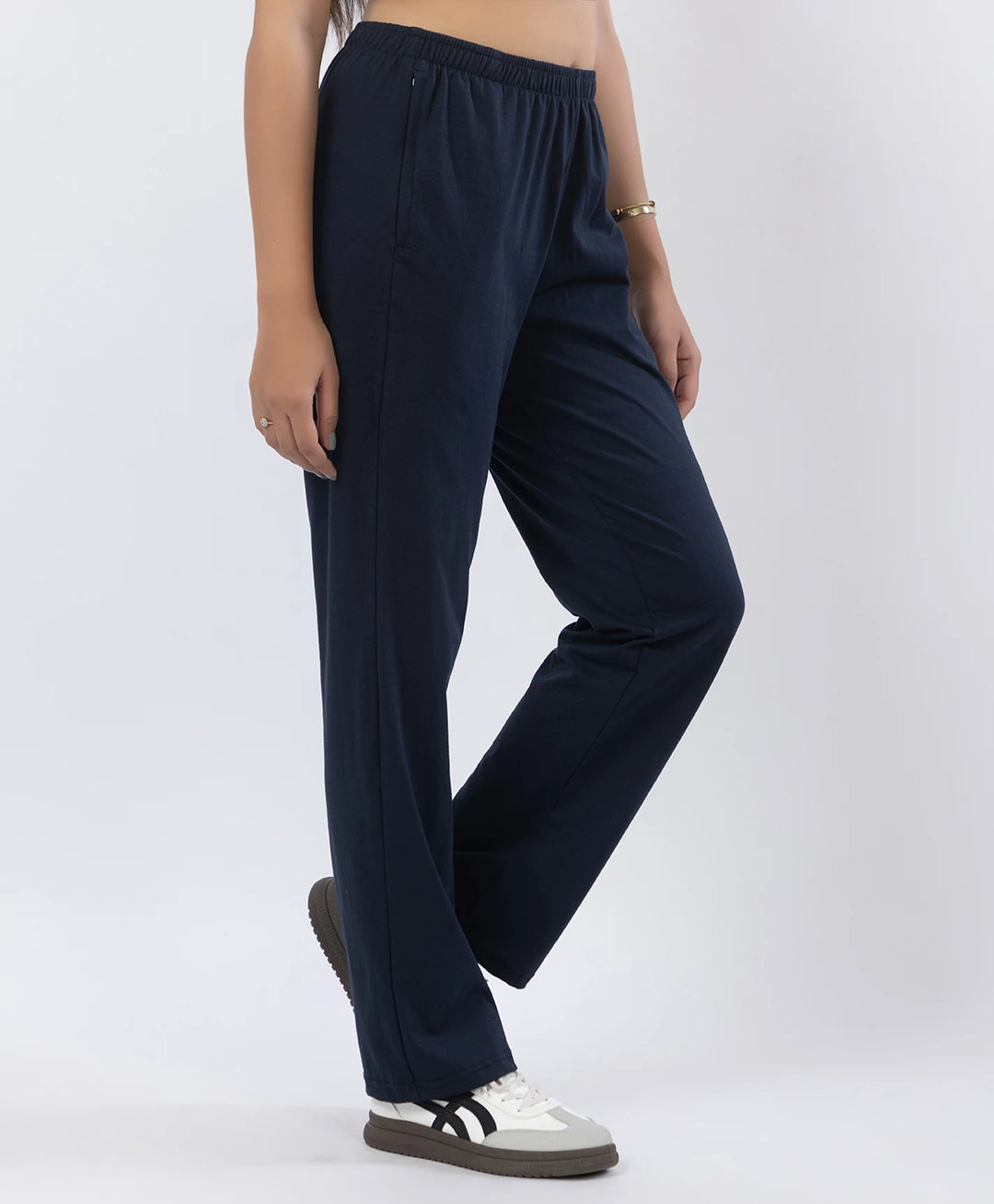 Comfort Essential Straight Fit Lower