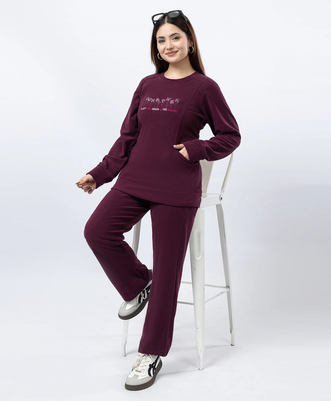 Round Neck Embroidered Tracksuit with Front Pocket