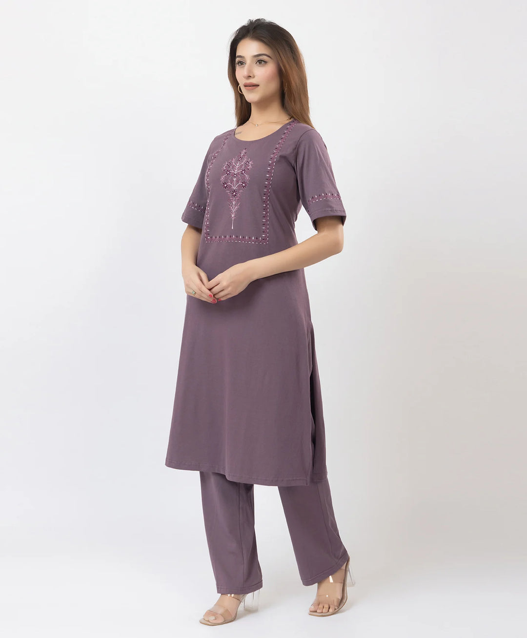 Elegant Ethnic Ensemble Embroidered Kurta Set
