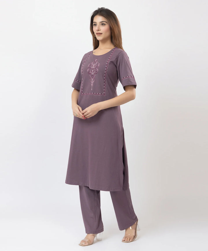 Elegant Ethnic Ensemble Embroidered Kurta Set